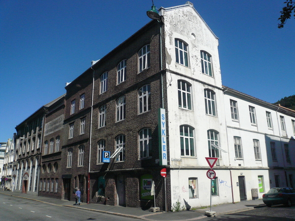 Fabrikkbygget i 2008