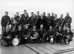 Slippens eget musikkorps ble startet i 1949, og spilte ved stabelavløpninger og dåpsseremonier.Foto: Made in Drammen<br>